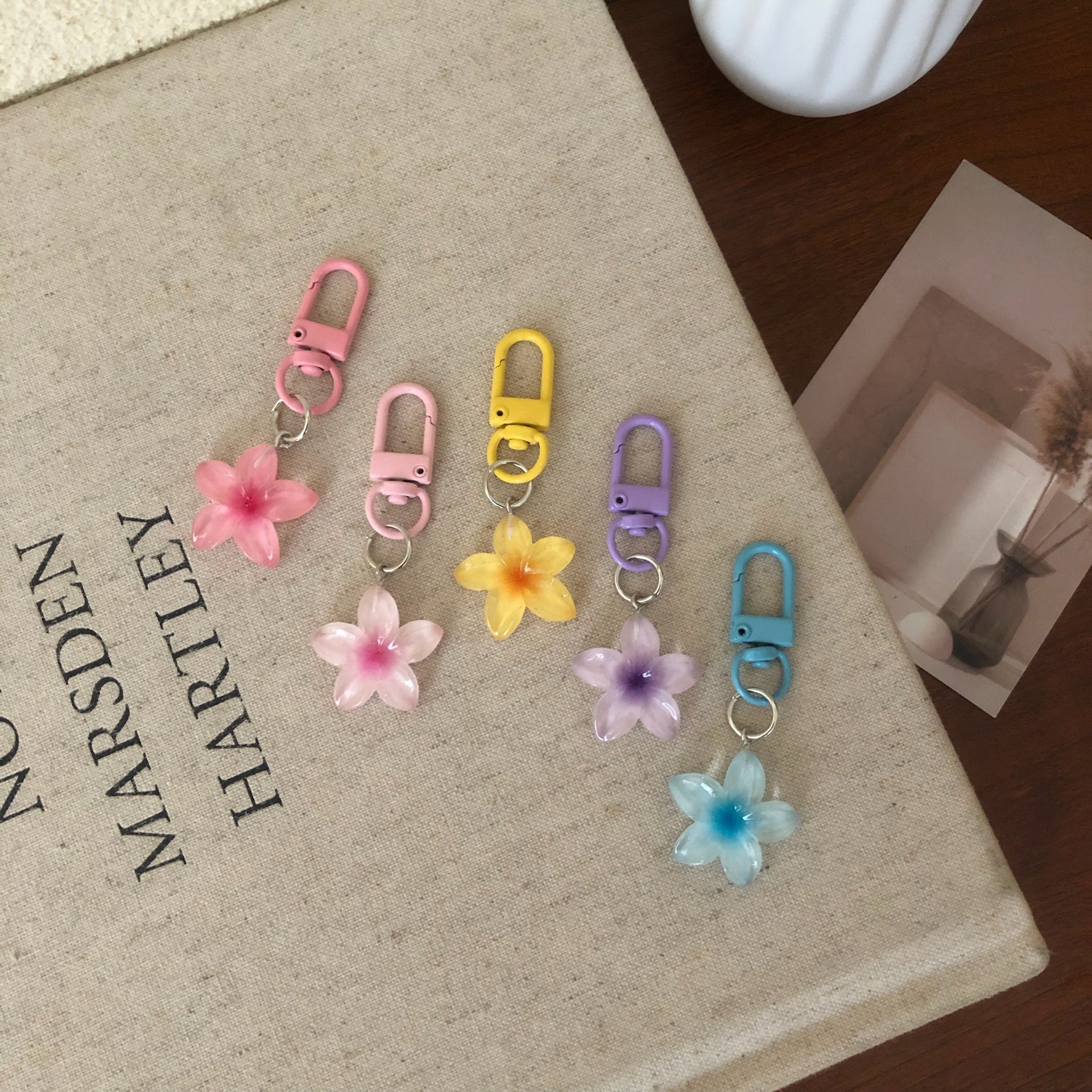 Sunflowerden Mini Flower Charm — Keychain