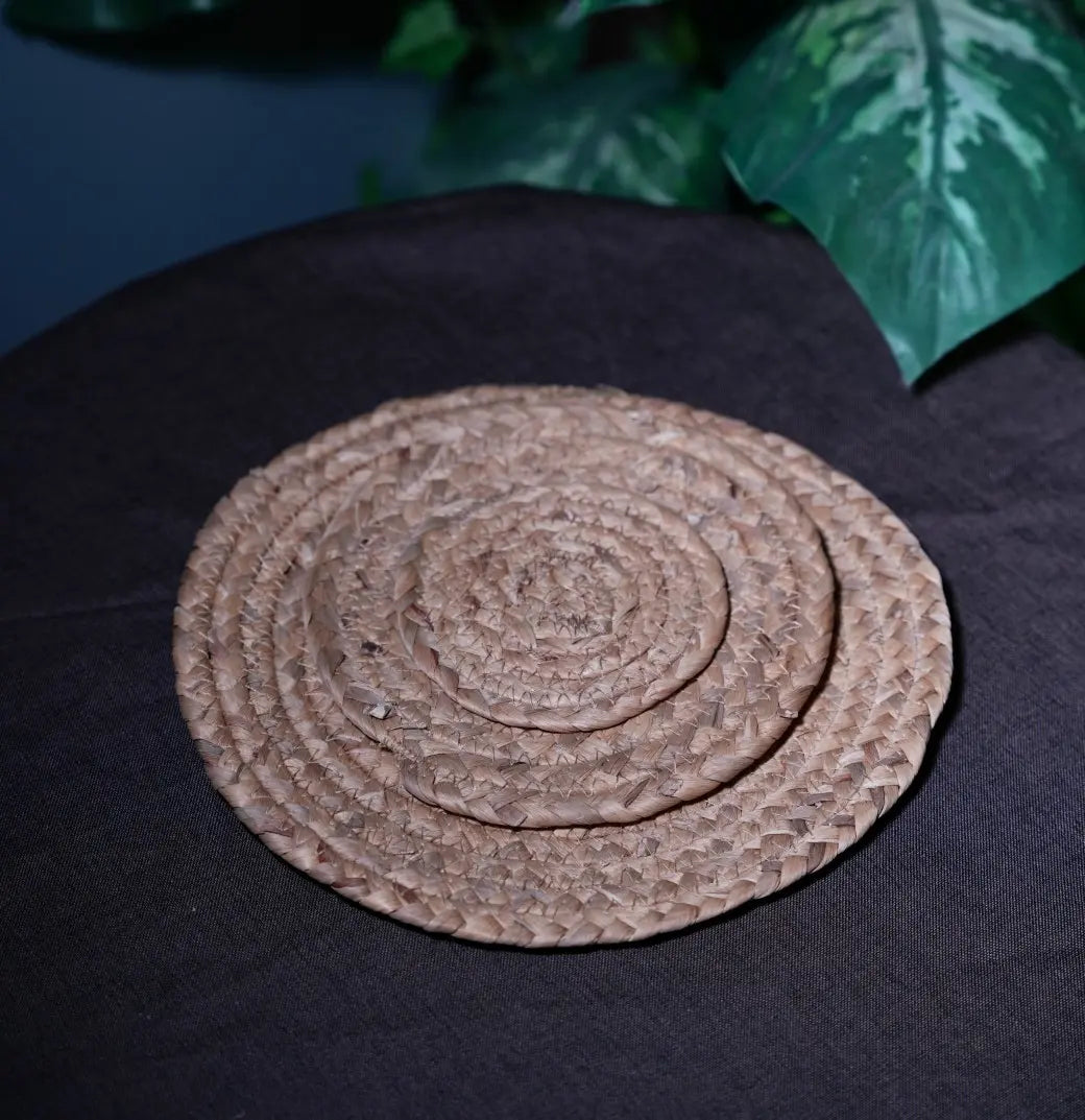 Handwoven Gourd Grass Placemat – Natural Eco-Friendly Table Mat